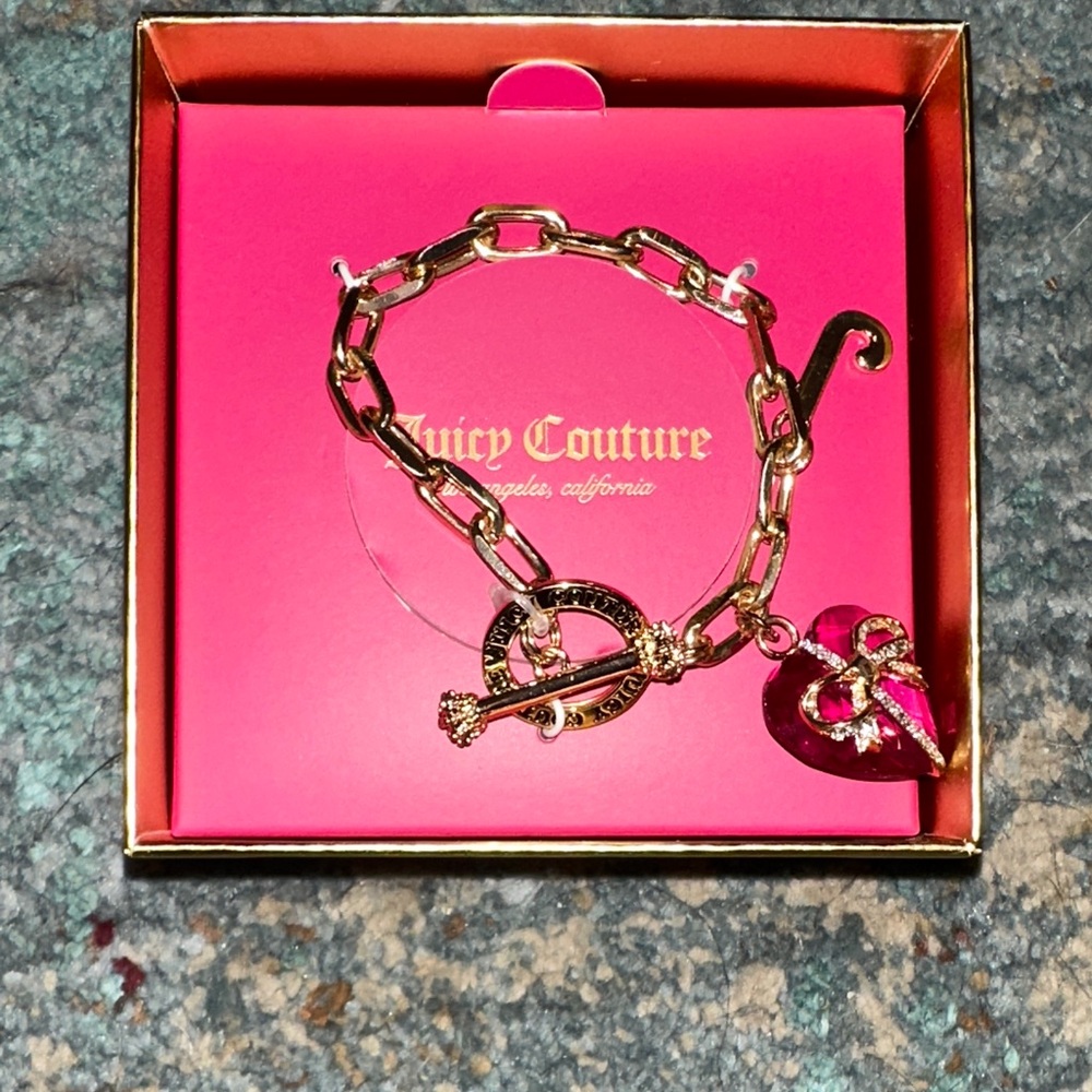 Juicy Couture Gold Chain Bracelet with Pink Heart Charm💖